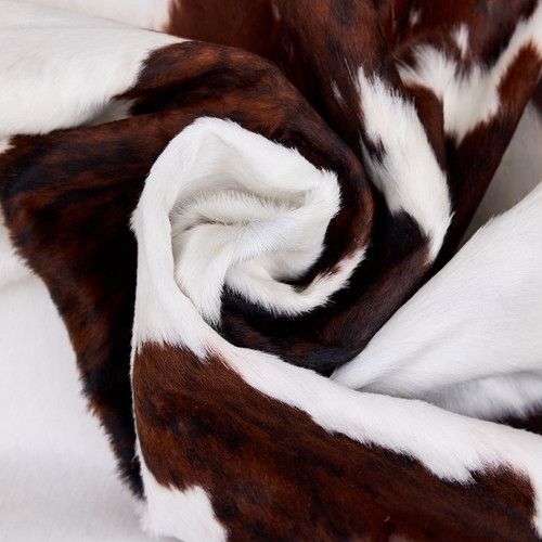 Cowhide Rug JUNE25-057 (210cm x 190cm)