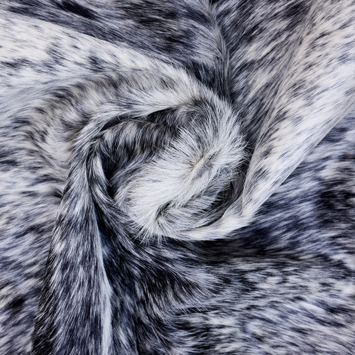 Cowhide Rug AUG26-030 (210cm x 210cm)