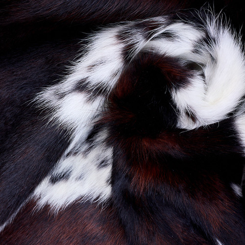 Cowhide Rug AUG26-033 (200cm x 180cm)