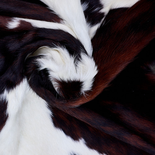 Cowhide Rug AUG26-104 (200cm x 190cm)