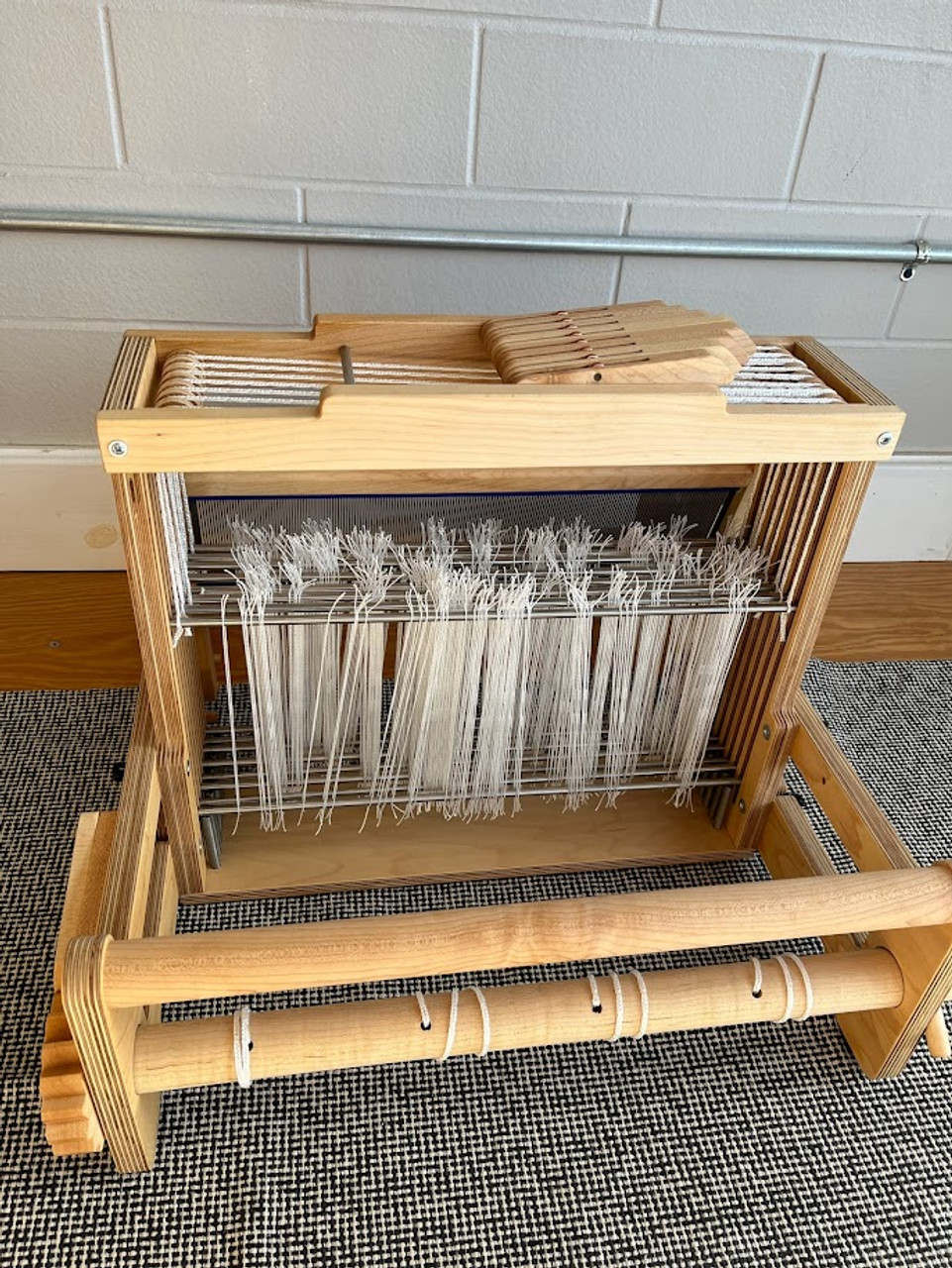 16  Weaving Width 8-Shaft Norah Table Loom - Fiber Artist Supply Co., LLC