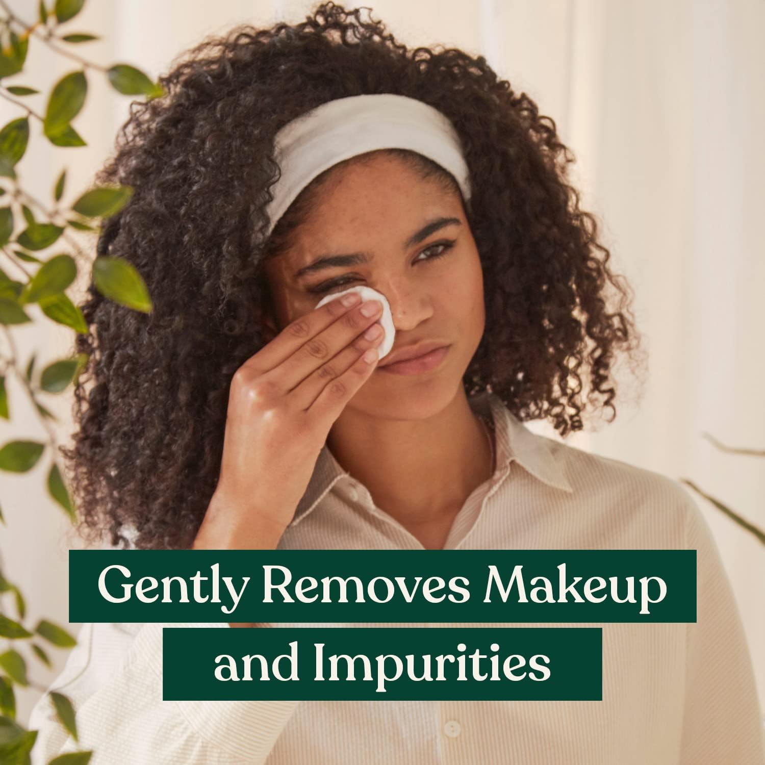 The Body Shop Chamomile Gentle Eye Makeup Remover | Dissolve & Melt Away Tough Eye Makeup | Soothing with Chamomile Extract for Sentitive Skin, Vegan, 250 ml / 8.4 oz