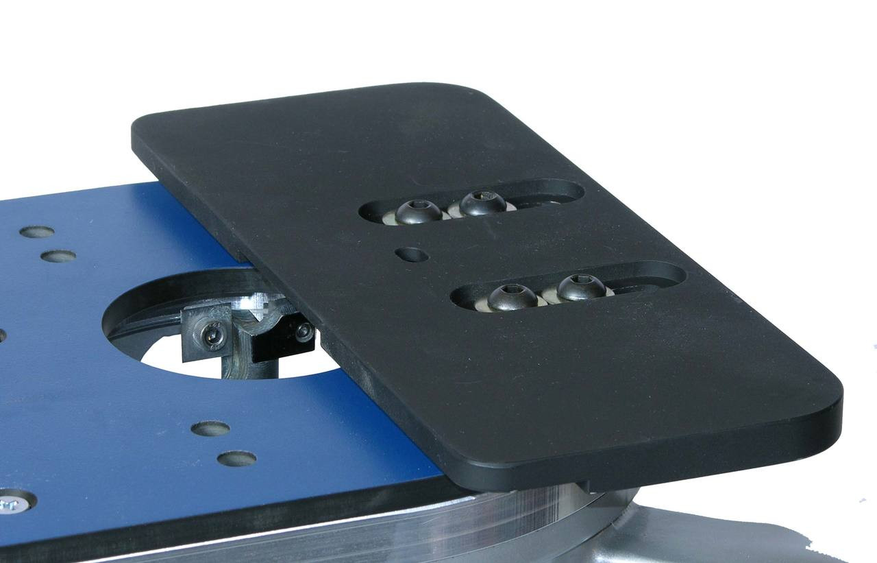 STACC-VAC Router Base 7
