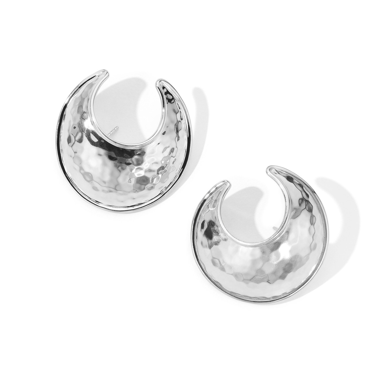 HAMMERED ROUND SHAPE STUD EARRING - sterling silver - Schoolhouse Earth