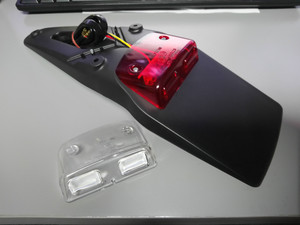 UNV RR MINI-FENDER LED STOP