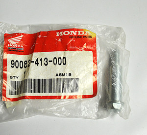 BOLT, HEAD COVER