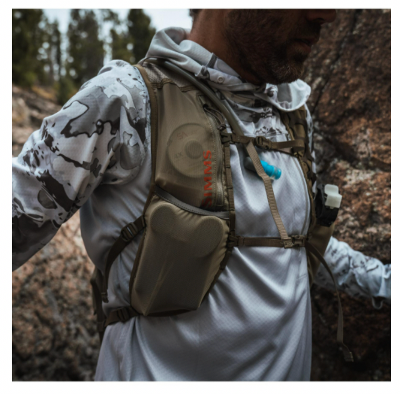 Simms Flyweight Vest Pack - Bob Mitchell's Fly Shop