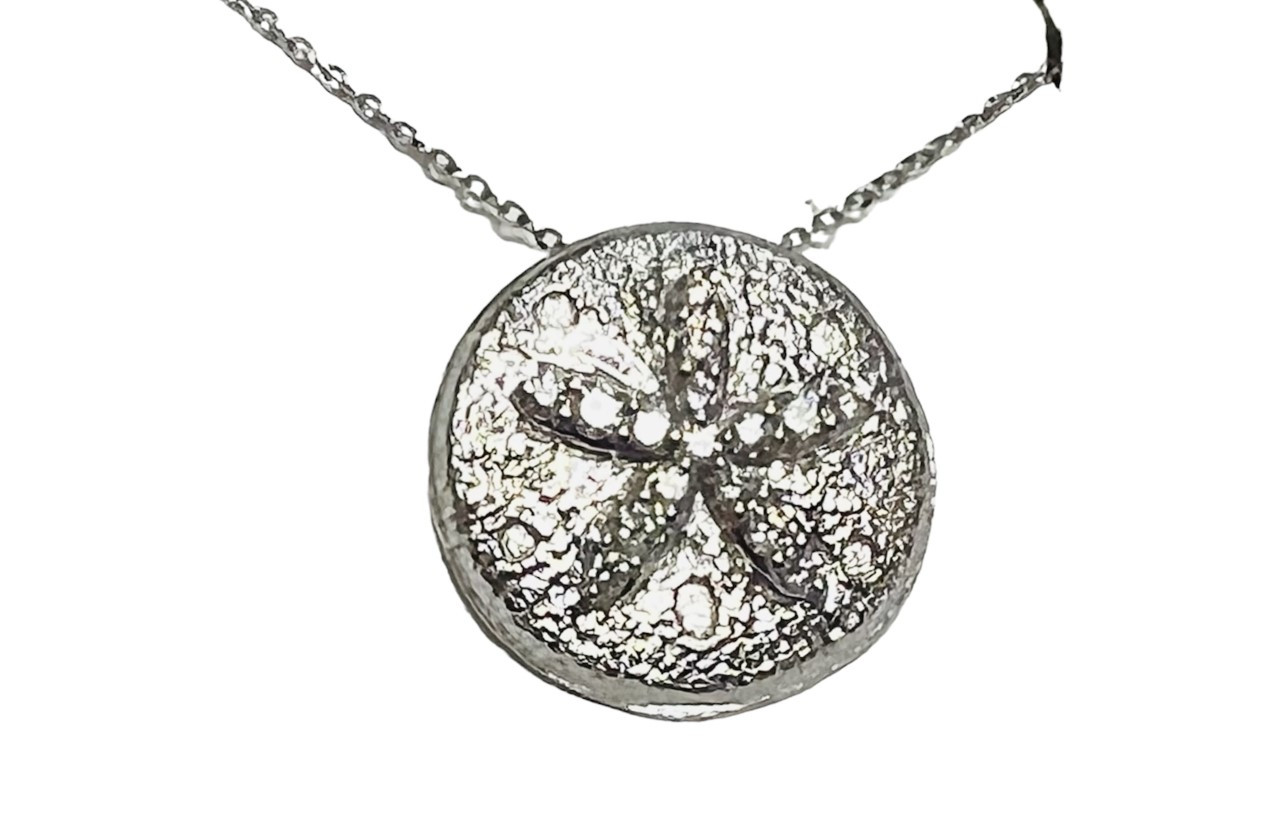 14k Yellow Gold 30mm Laser Cut Sand Dollar Necklace - The Black Bow Jewelry  Company