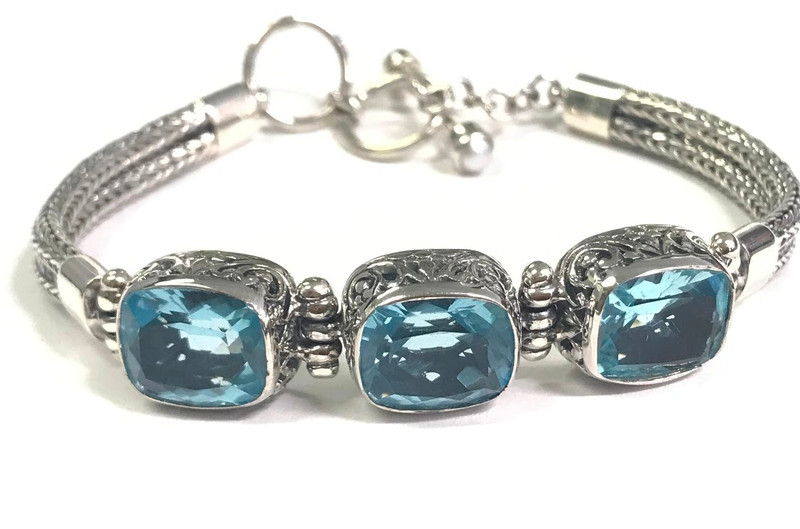Natural Grade A Blue Topaz Crystal Bracelet (Super Clear) | Shopee Singapore
