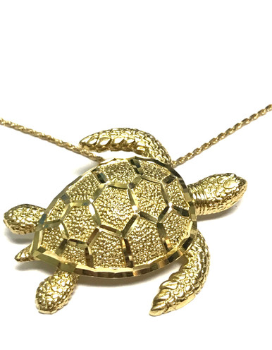 14kt Rose Gold Turtle Pendant Necklace. 18