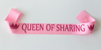 R011 QUEEN OF SHARING