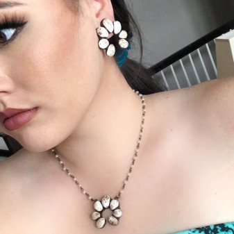 TORRINGTON EARRING WHITE