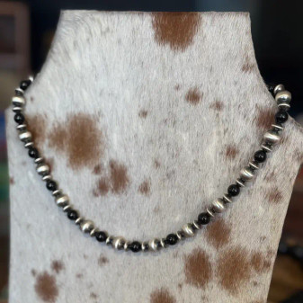 ONYX SAUCER STERLING PEARL NECKLACE