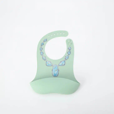 WESTERN BLUE NECKLACE / GREEN BIB