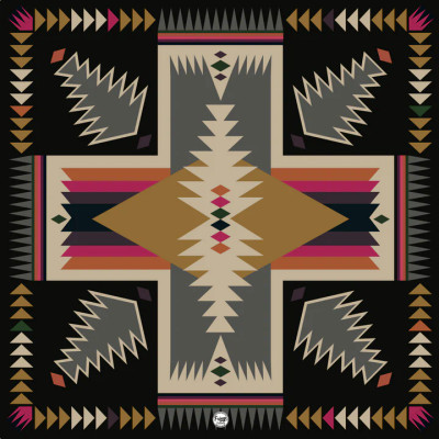 FRINGE CROSS ME 35X35 BLACK