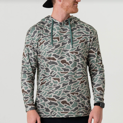 BURLEBO PERFORMANCE HOODIE IN RETRO DUCK CAMO