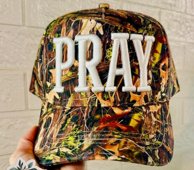 CAMO PRAY HAT 