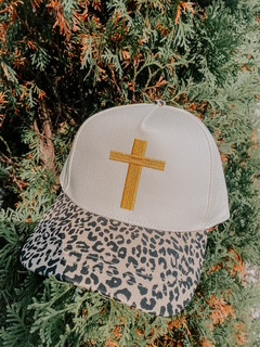 LEOPARD HAT GOLD CROSS