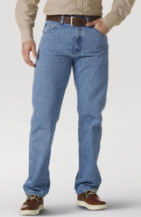 WRANGLER RUGGED WEAR CLASSIC FIT JEAN IN ROUGH WASH