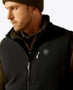 ARIAT MEN'S LOGO SOFTSHELL VEST 