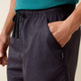 ARIAT MEN'S BLACK ABSTRACT 6" SHORTS