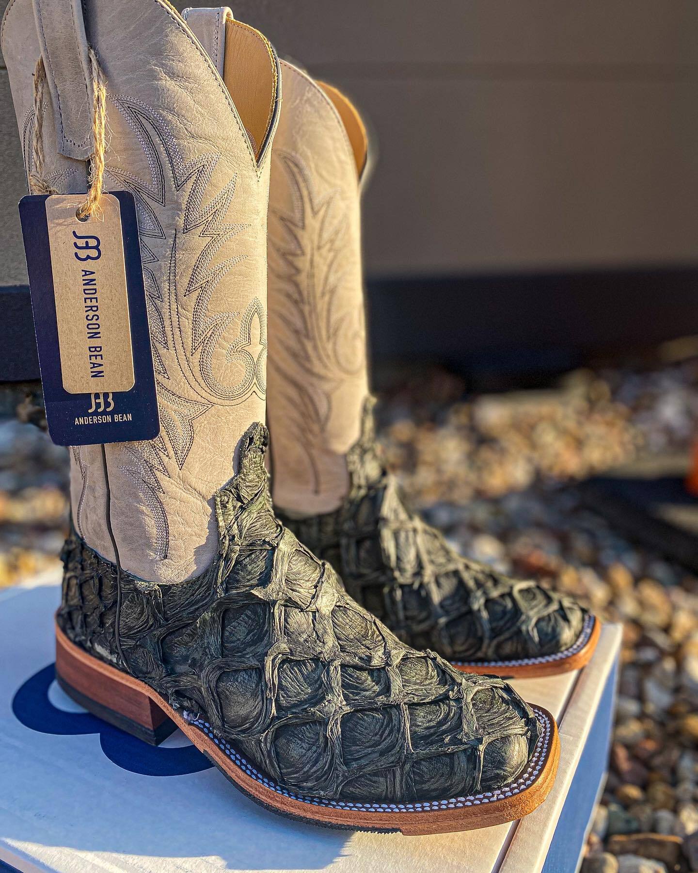 【IONSEOUL】Silver turn western boots 5FM0200 ALL FOOTWEAR - MEN - SHOP BY STYLE - Page 1 - FRINGE WESTERN