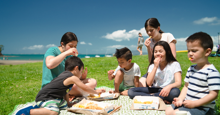 Summer Vending Machine Planning: Cold Drinks and Easy Snacks That Sell