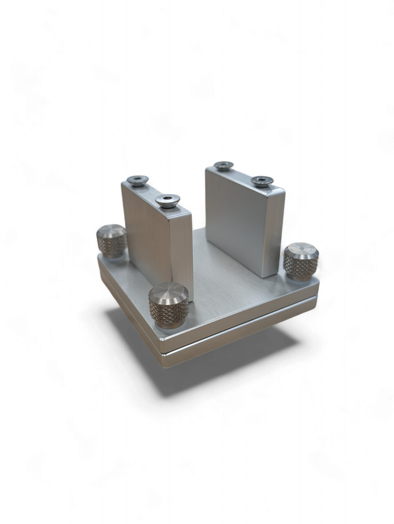 Cisco 4" x 4" Thumbscrew Mount (MTTSM) — MTTSM