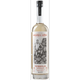 Siembra Valles Reposado is a carefully aged tequila that balances the raw intensity of agave with the soft influence of oak. Produced in the Tequila Valley of Jalisco, Mexico, this expression showcases traditional craftsmanship while offering a deeper, more rounded flavor profile than its Blanco counterpart.