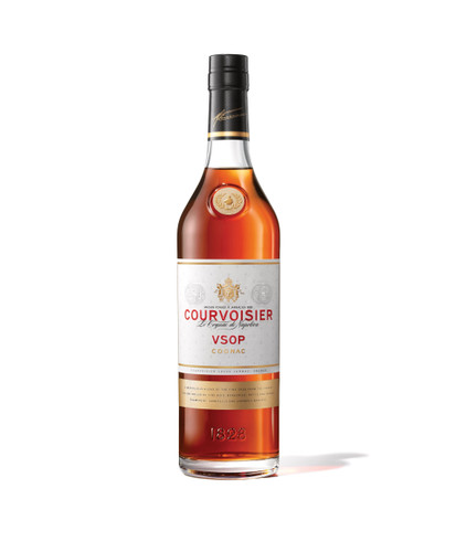 The delicate marriage of 4 crus for a subtly floral, uniquely complex richness. Our VSOP symbolizes the versatile and multi-layered nature of the House of Courvoisier.