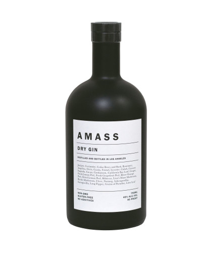 Distilled with 29 organic botanicals–three of which are sourced from Master Distiller Morgan McLachlan’s Los Angeles backyard–AMASS Dry Gin celebrates the region’s abundant natural terroir, diverse cultural landscape, and adventurous spirit.