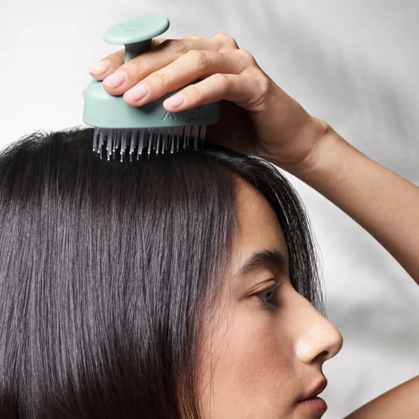 Aveda Scalp Solutions Stimulating Scalp Massager Live