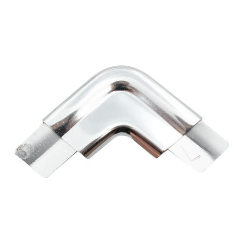 Mercedes-Benz SLC 107 350 & 450 Windshield Trim - 1076712930 | SLSHOP