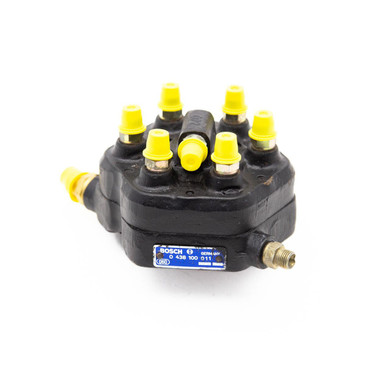  Mercedes-Benz 107 SL/C Fuel Distributor - 0000740813 
