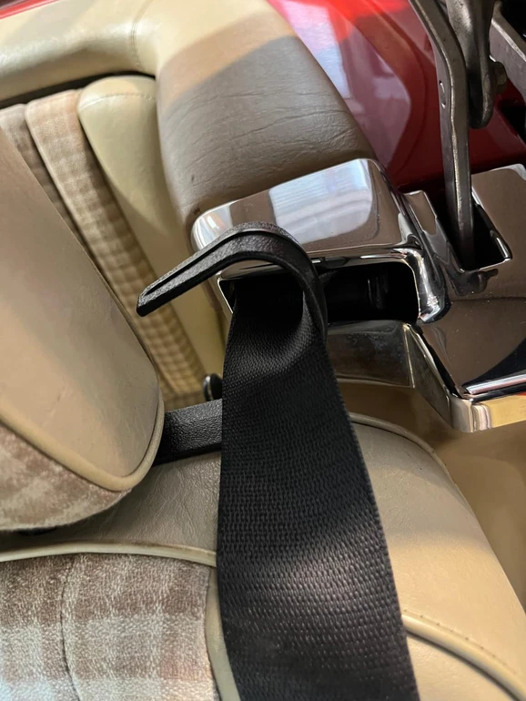  Mercedes-Benz SL 107 Seat Belt Butler Holder Guide - 1078680122 