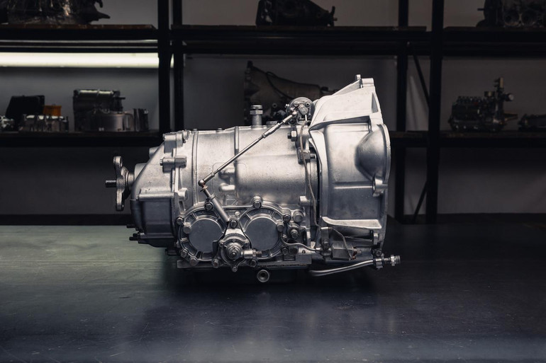  Mercedes-Benz SL 107 & Classic 70's - 80's Automatic Gearbox Transmission Refurbishment 