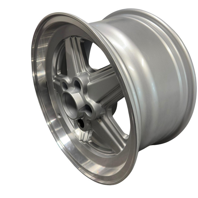  Mercedes-Benz 8" x 16" Diamond Cut Penta Alloy Wheel 