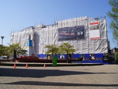 Museums and galleries worldwide use Curtain-Wall® to prevent contaminants from traveling from one gallery to another during installion or renovation.