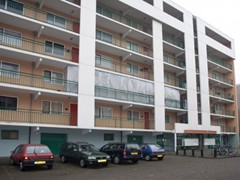 It's never too cold with Curtain-Wall®! Using the Curtain-Wall® temporary wall system these contractors were able to effectively block cold wind and rain on their exterior painting project one section at a time. A few propane heaters maintained the containment at high enough temperatures for easy, comfortable work and for the paint to dry properly. Best of all, the customer was delighted that the job was finished ahead of schedule!