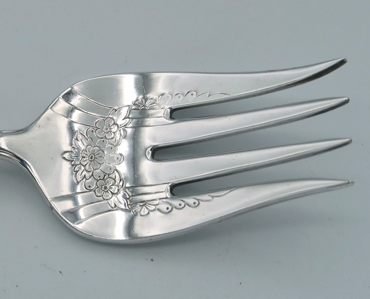 First Love by 1847 Rogers Bros IS 1937 Salad Fork Engraved 6 1/4