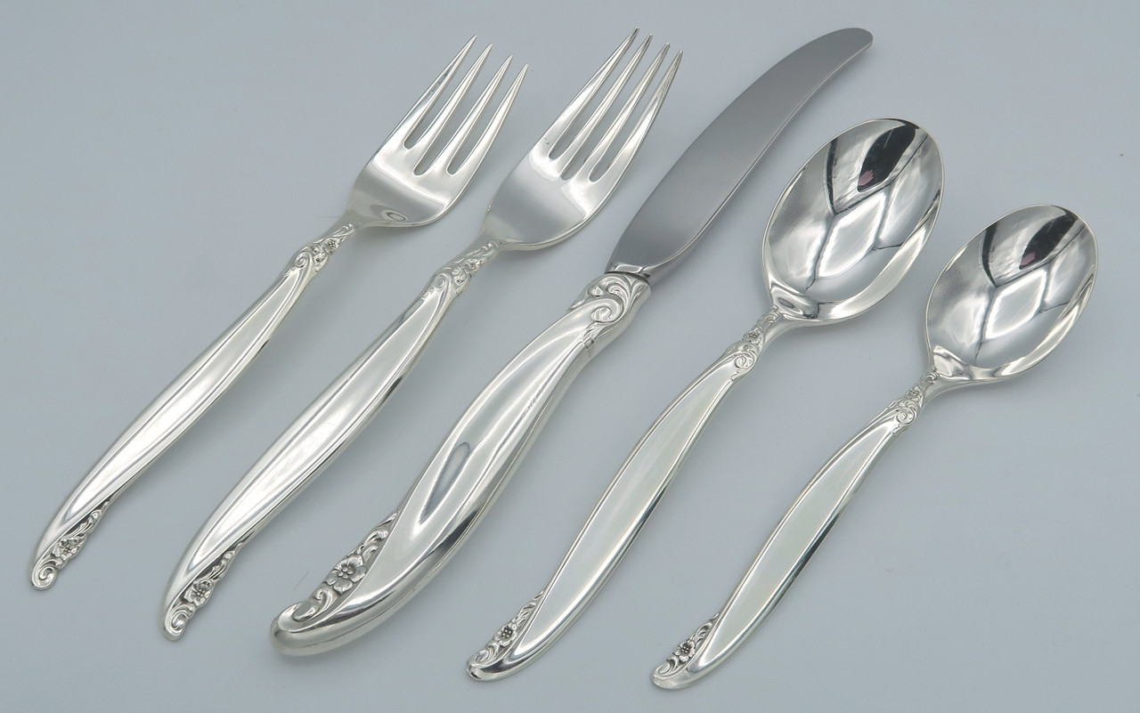 Leilani 1847 Rogers Bros IS 1961 5 Piece Place Setting