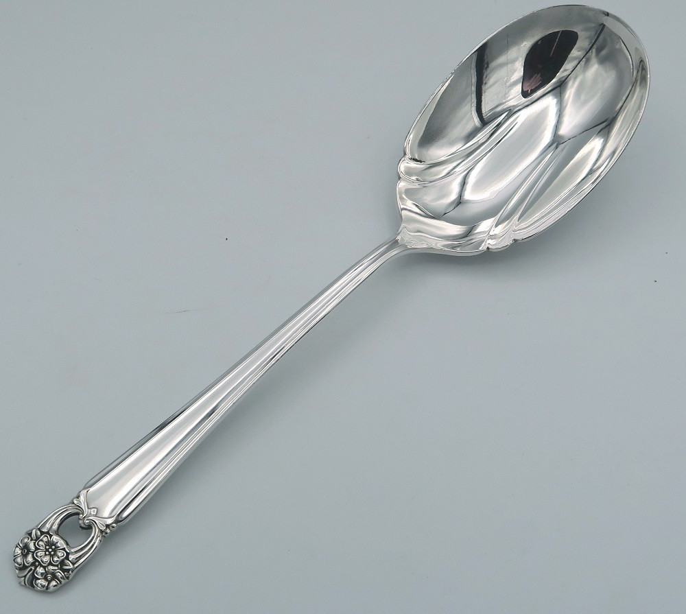 Eternally Yours by 1847 Rogers Bros IS 1941 Berry Spoon 9