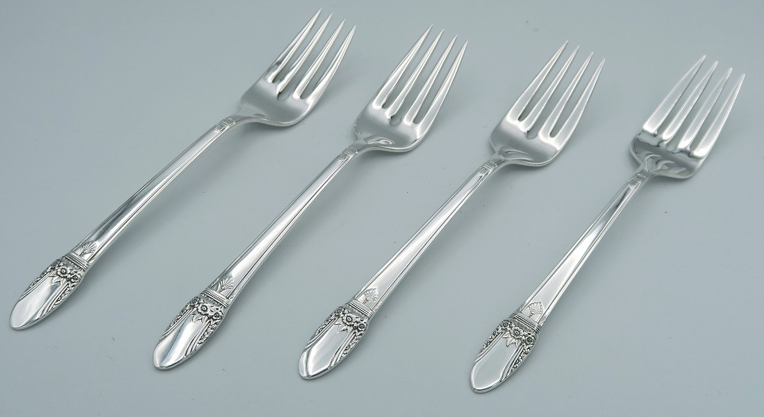 First Love by 1847 Rogers Bros IS 1937 Salad Fork 6 3/4