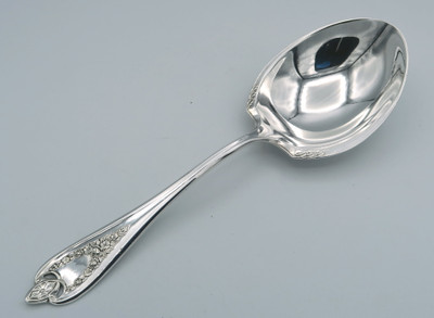 Old Colony berry spoon