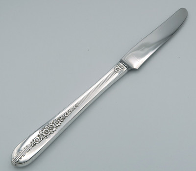 Royal Rose by Nobility Plate Oneida grille fork w/ French blade