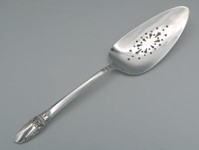 First Love by 1847 Rogers Bros pierce pie server