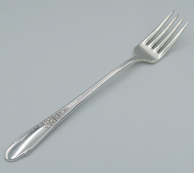 Gardenia by Wm Rogers & Son grille fork