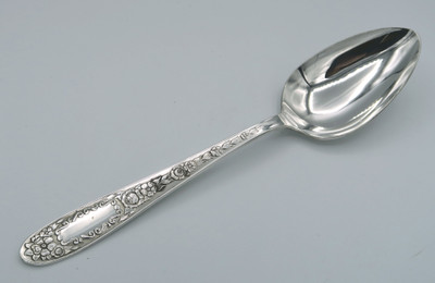Mildred by Monarch Plate serving spoon