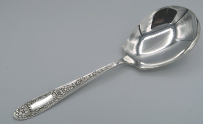 Mildred by Monarch Plate berry spoon
