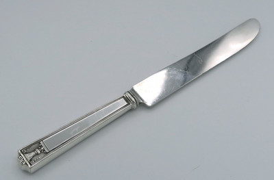 Century by Holmes & Edwards New French hhollow knife with silverplate blade